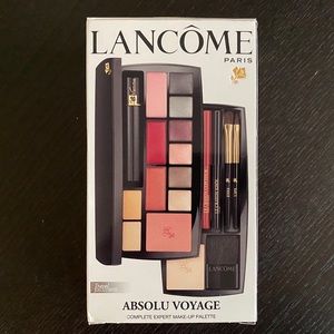 NWOT Lancôme Absolu Voyage travel makeup palette